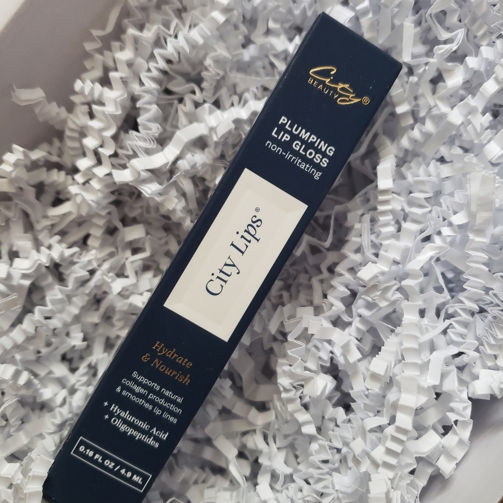 City Lips Hyaluronic lip plumping gloss